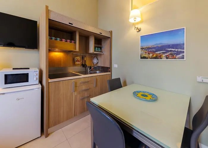 La Certosa Di San Martino Nocleg ze śniadaniem 4*